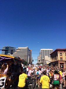 There was a huge crowd at the parade!