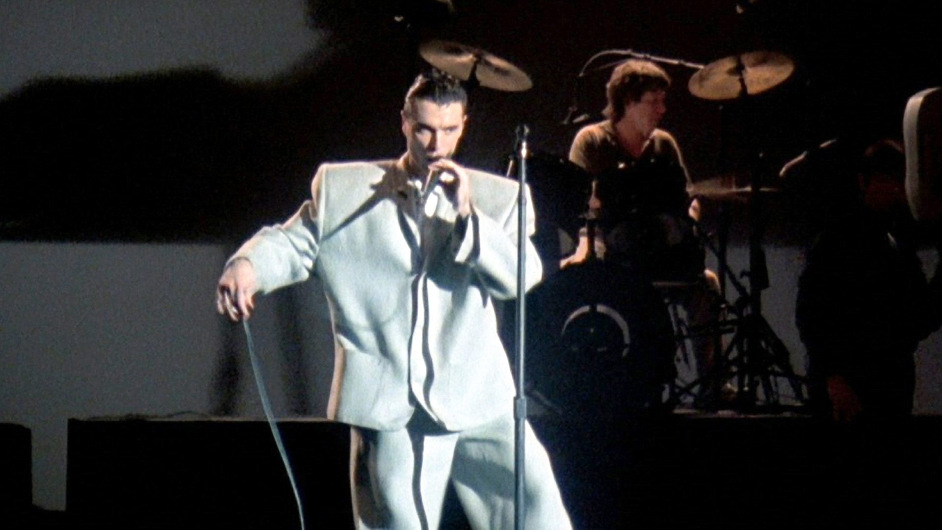 Once in a lifetime перевод. Дэвид Бирн once in a Lifetime. Talking heads once. Once in a Lifetime talking heads. Talking heads once in a Lifetime 2003.
